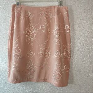 Francine Browner, Knee length pencil skirt S, powder pink floral. Polyester